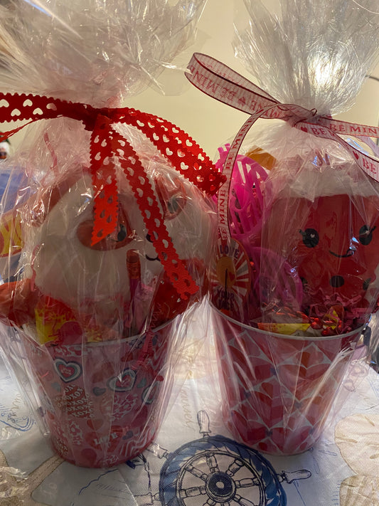 GIRLS Valentine Gift Basket